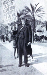 Joseph Dutton à Cannes en 1923, lors d'une mission chez H. Arnéra